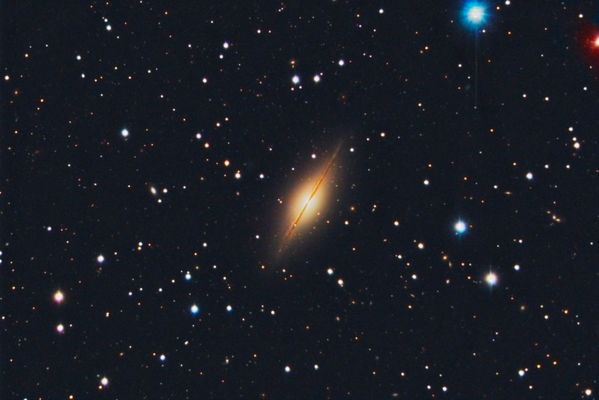 NGC 7814
NGC 7814, Spiral Galaxy in Pegasus.  Captured with Maxim DL and CCDCommander, calibrated and processed in PixInsight.  Final in Photoshop.
